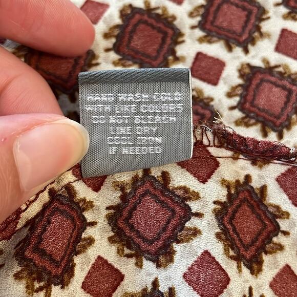 Roz & Ali Womens Blouse Large Geometric Diamond Red Cream 3/4 Length Sleeve - Picture 6 of 9